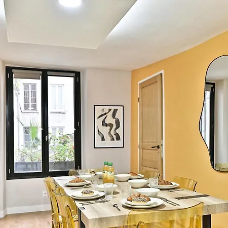 3 Proche Chatelet-les Halles * Paris